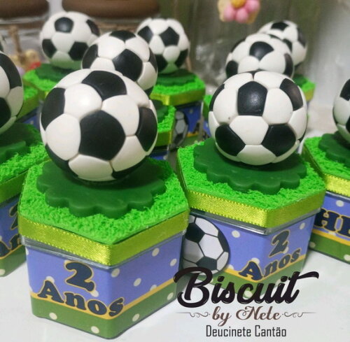 Caixinhas Acrílicas - Bola de Futebol em Biscuit