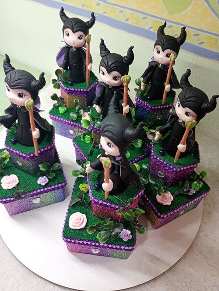 Caixinhas Duplo Luxo Malévola em Biscuit