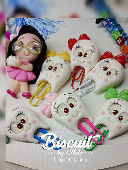 Clips Dentinho em Biscuit