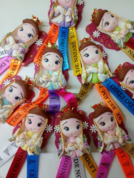 Ímã Nossa Senhora de Nazaré em Biscuit.