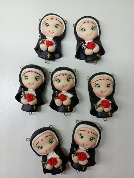 Ímã Santa Rita em Biscuit
