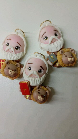 Imãs Jesus Ressuscitado em Biscuit (valor Unidade)