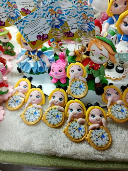 Kit Festa Alice no Pais das Maravilhas em Biscuit