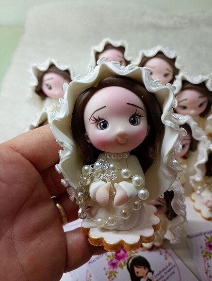 Lembrancinha Primeira Eucaristia Menina em Biscuit 3.