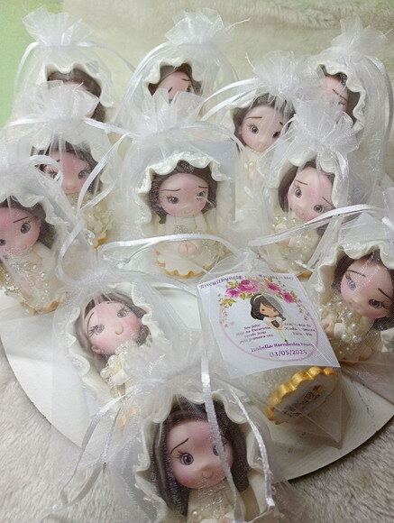Lembrancinha Primeira Eucaristia Menina em Biscuit 3.