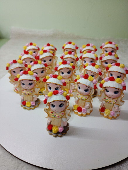 Mini Nossa Senhora de Lá Salete em Biscuit (preço Unitário)