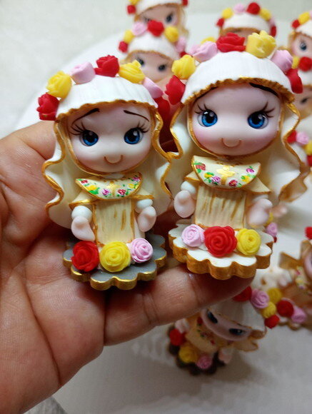 Mini Nossa Senhora de Lá Salete em Biscuit (preço Unitário)