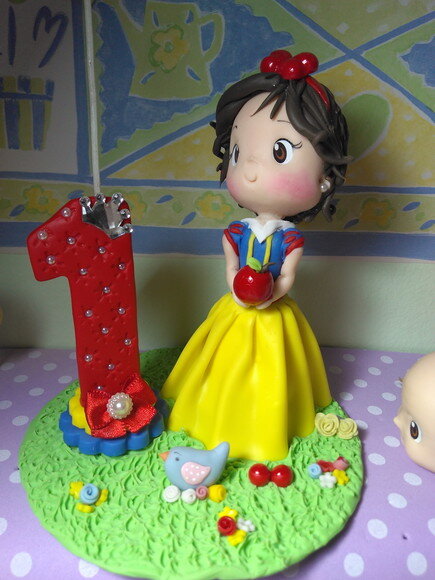 Mini Topo Branca de Neve em Biscuit