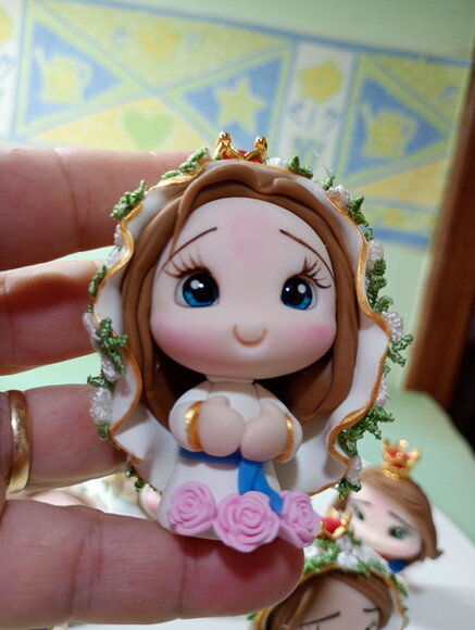 Nossa Senhora de Lourdes em Biscuit para Oratório