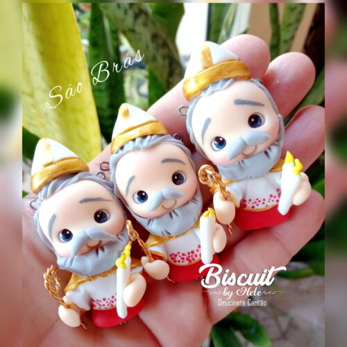 Pingentes para Terços São Brás em Biscuit