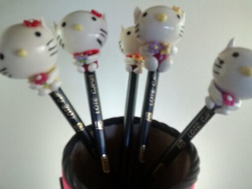 Ponteira de Lápis em Biscuit Hello Kit