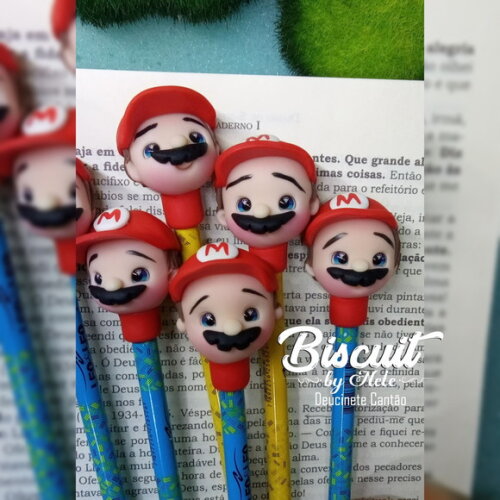 Ponteira de Lápis Mário Bros em Biscuit.