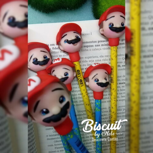 Ponteira de Lápis Mário Bros em Biscuit.