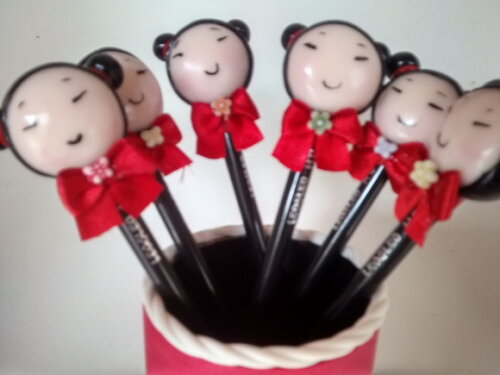 Ponteira de Lápis Pucca em Biscuit