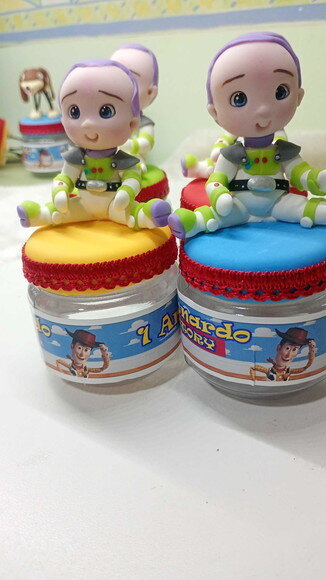Potinhos Buzz Lightyear - Toy Story em Biscuit