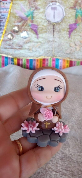Santa Terezinha em Biscuit para Oratório