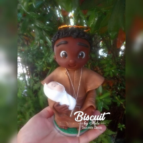São Benedito em Biscuit com 15 cm