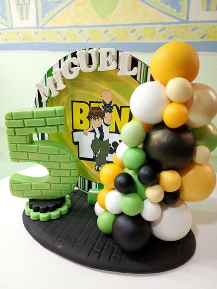 Topo Ben 10 em Biscuit