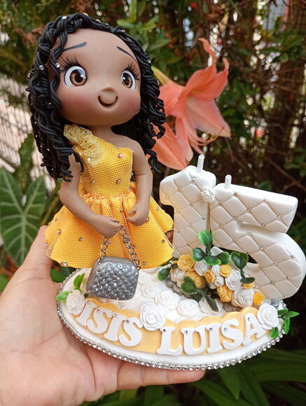 Topo de Bolo Debutante 15 Anos em Biscuit