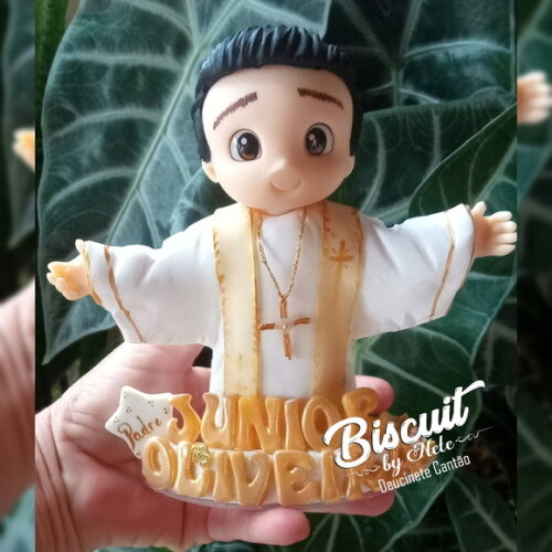 Topo de Bolo Personalizado Padre em Biscuit