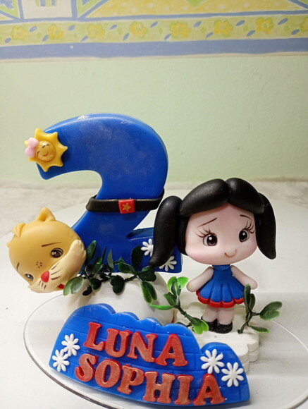 Topo de Bolo Show da Luna em Biscuit