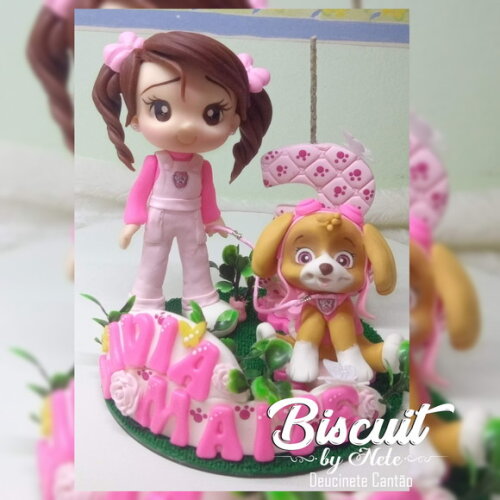 Topo de Bolo Skye Patrulha Canina em Biscuit.