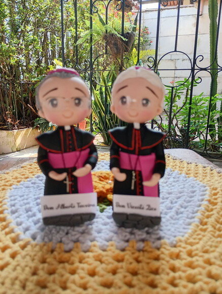 Toy Arcebispo em Biscuit 1