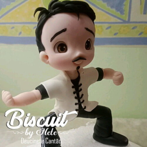 Toy Colecionável Lutador de Kung Fu em Biscuit