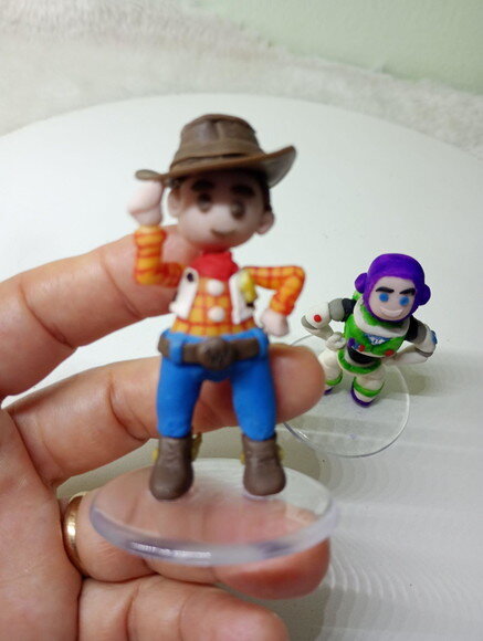 Toy Mini Woody - Toy Story em Biscuit