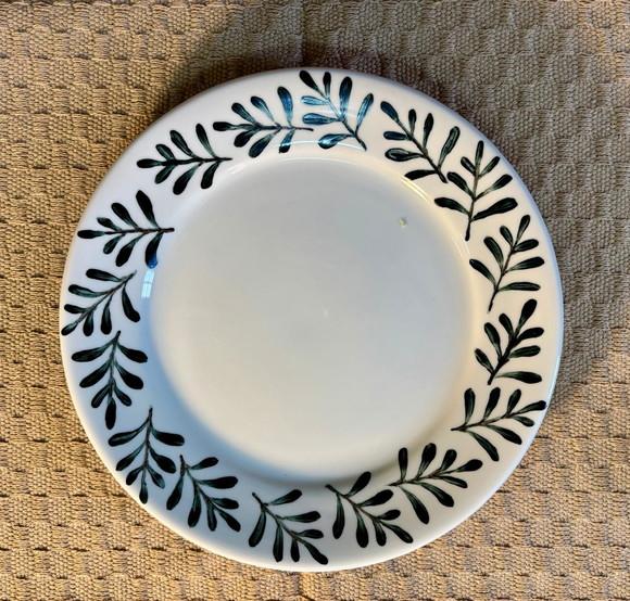 Kit 2 Pratos em Porcelana 24 cm Borda Pintada a Mão