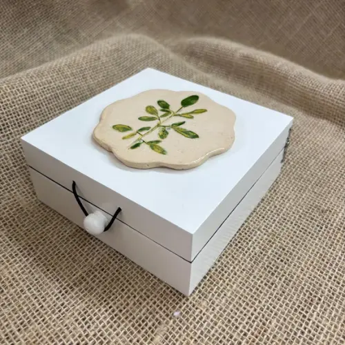 Caixa 15x15 Bijuteria Ceramica Folha Peca Unica Feito a Mao