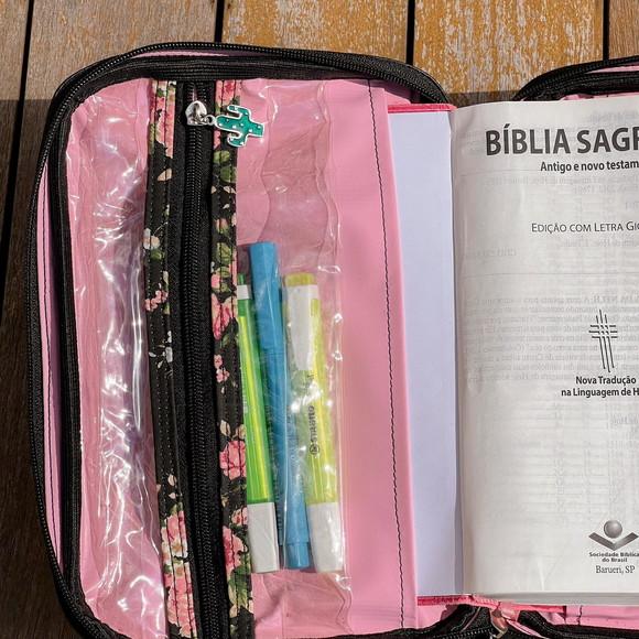 Capa para Bíblia