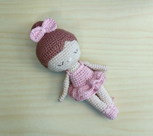 Boneca Bailarina Dália Amigurumi