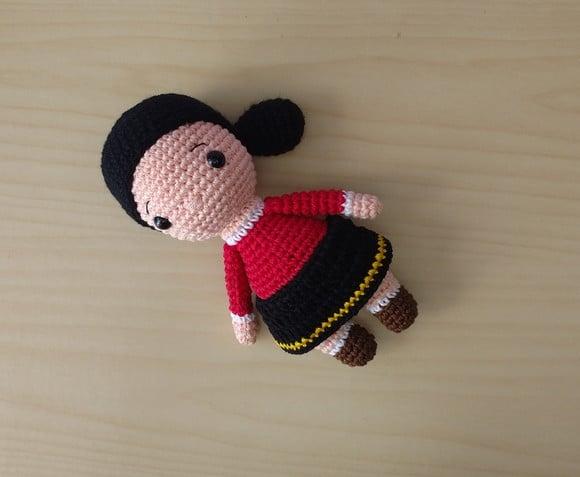 Boneca Olívia Palito Amigurumi