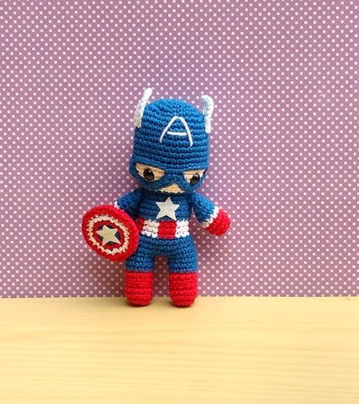 Capitão América Amigurumi