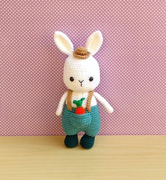 Coelho Cenourinha Amigurumi