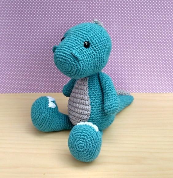 Dinossauro T-rex Tim Amigurumi