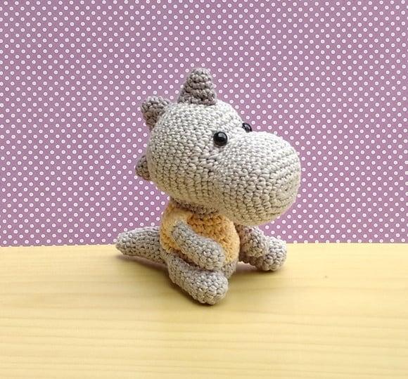 Dinossauro Toffe amigurumi
