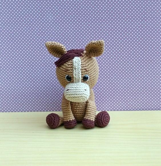 Fazendinha Cavalo Tobias Amigurumi