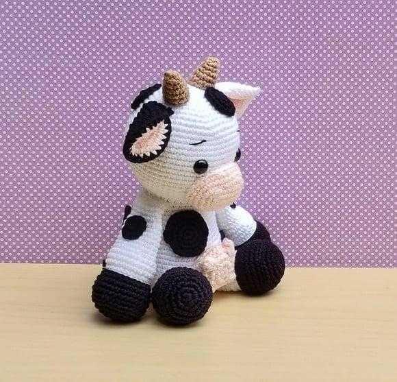 Fazendinha Vaca Milu Amigurumi * Pronta Entrega