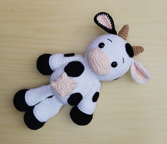 Fazendinha Vaca Milu Amigurumi * Pronta Entrega