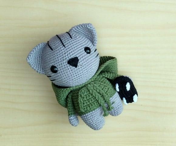 Gato Milo com Skate Amigurumi