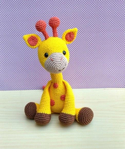 Girafa Gê Amigurumi