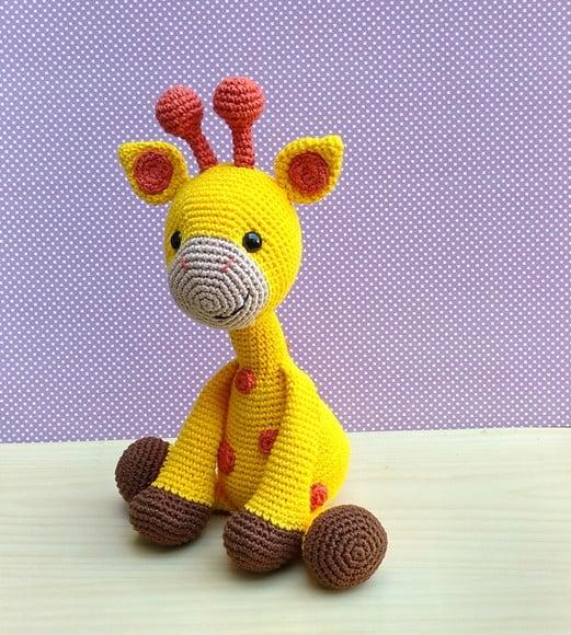 Girafa Gê Amigurumi