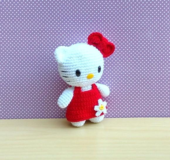 Hello Kitty Amigurumi
