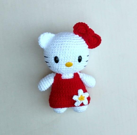 Hello Kitty Amigurumi