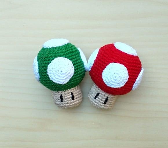 Mario, Luigi, Cogumelo Verde e Cogumelo Vermelho Amigurumi