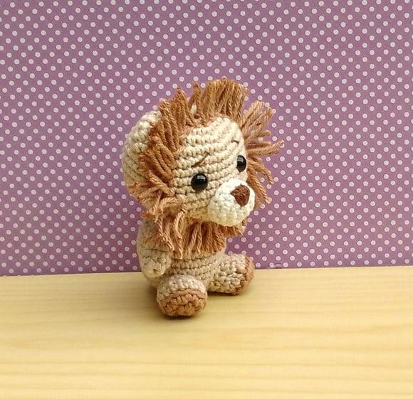 Mini Leãozinho ( Juba Fio a Fio ) Amigurumi