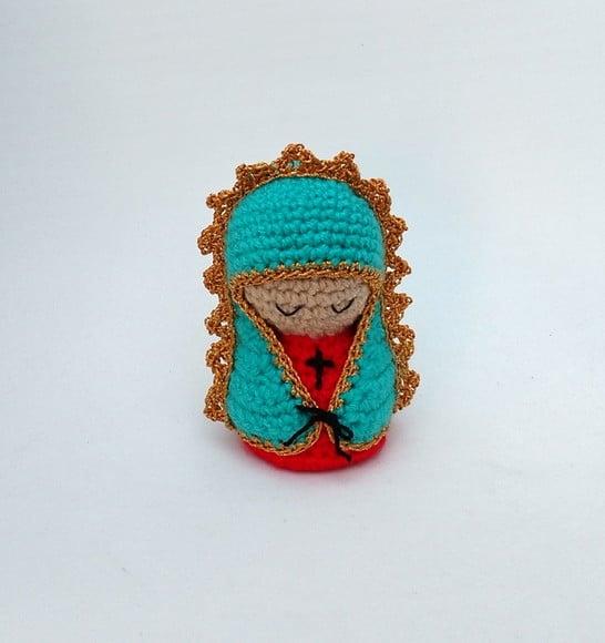 Mini Nossa Senhora de Guadalupe Amigurumi