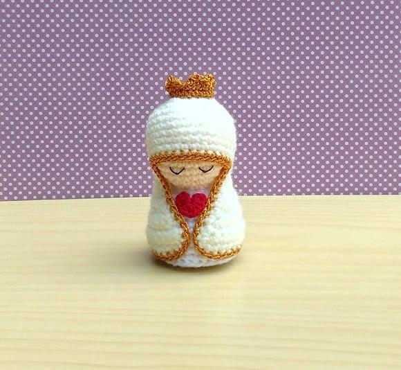 Mini Nossa Senhora de Fátima (versão2) Amigurumi